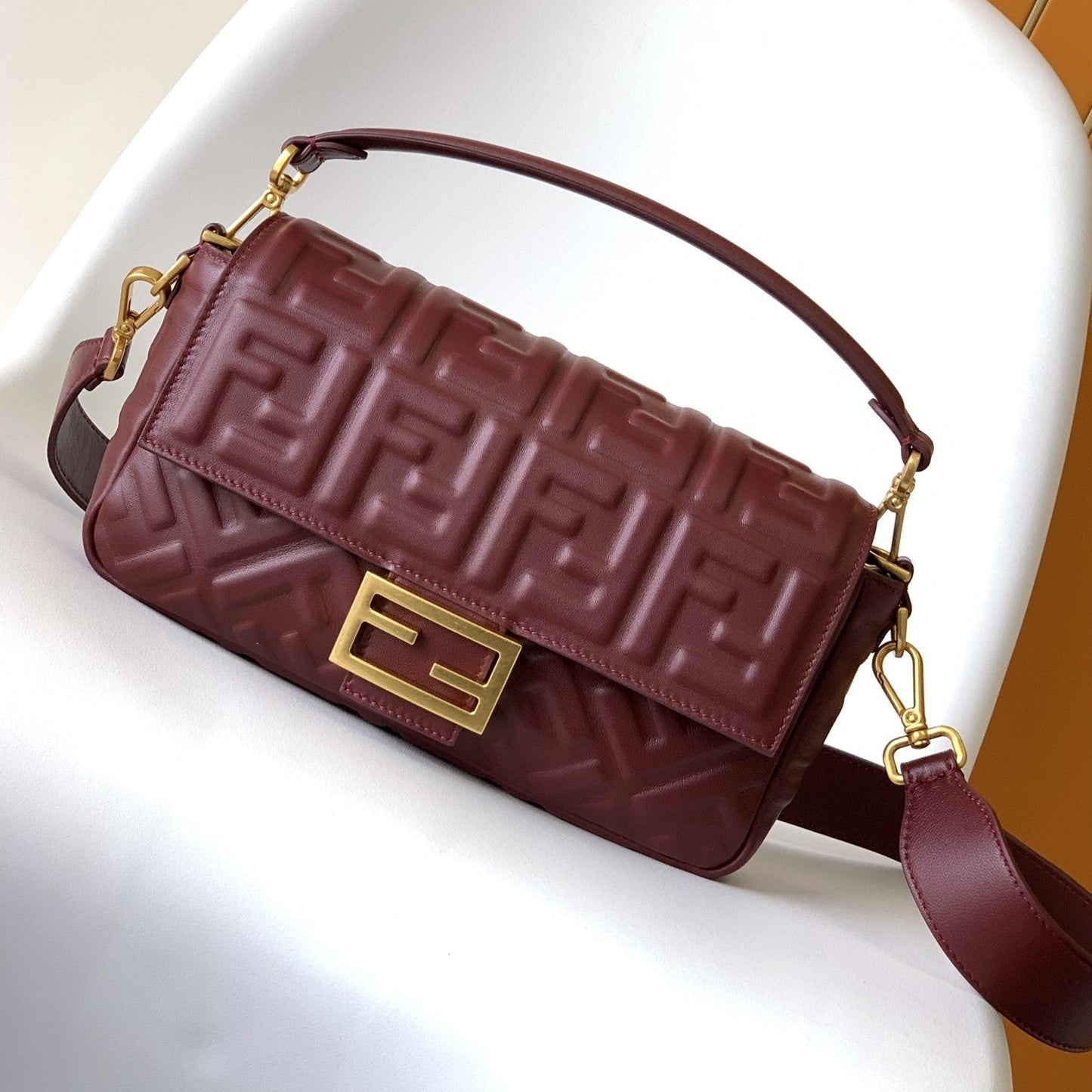 Luxury FendiFend Baguette 27 Bag With FF Motif Burgundy Leather Ghw