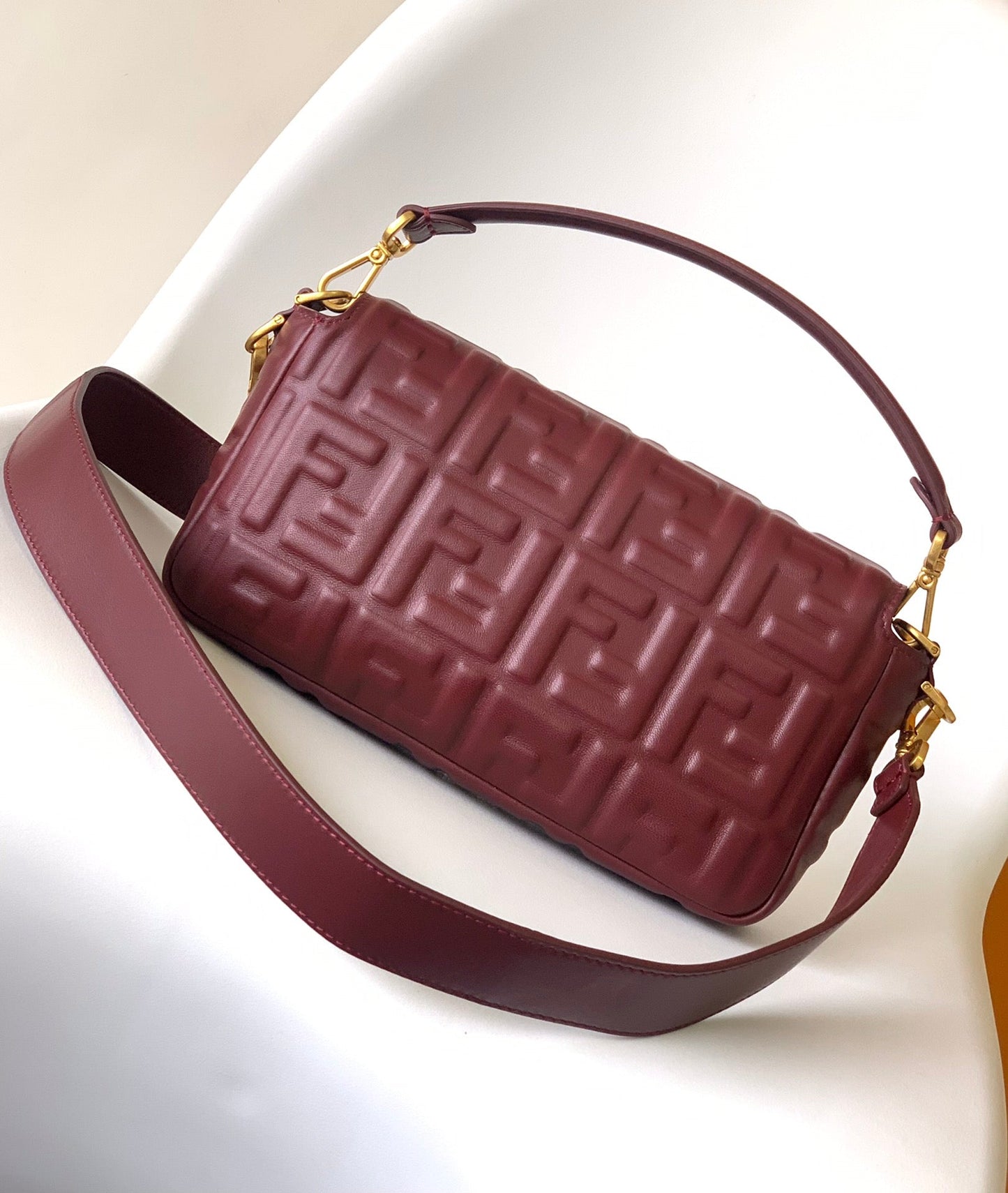 Luxury FendiFend Baguette 27 Bag With FF Motif Burgundy Leather Ghw