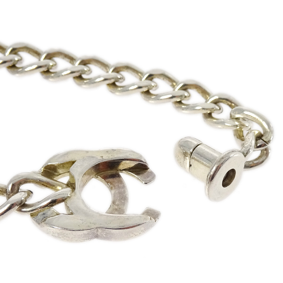 Luxury Chanel Turnlock Silver Chain Pendant Necklace 96P