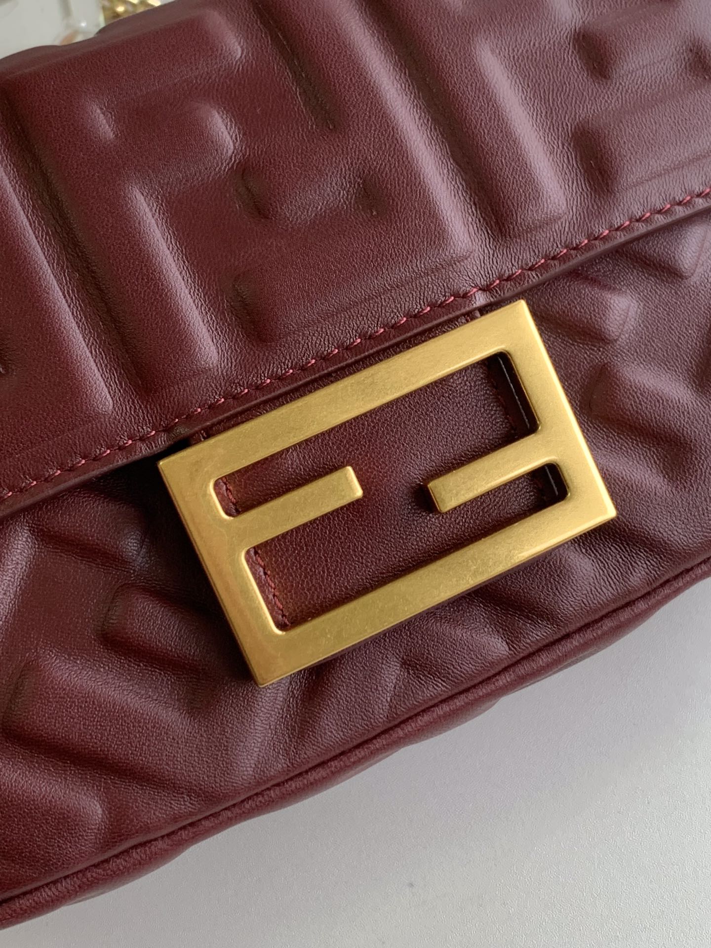 Luxury FendiMini Baguette Bag 20 With FF Motif Burgundy Leather Ghw