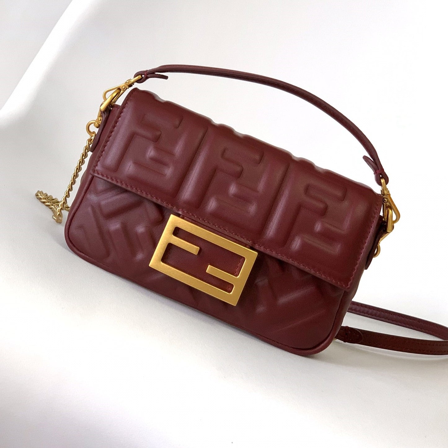 Luxury FendiMini Baguette Bag 20 With FF Motif Burgundy Leather Ghw