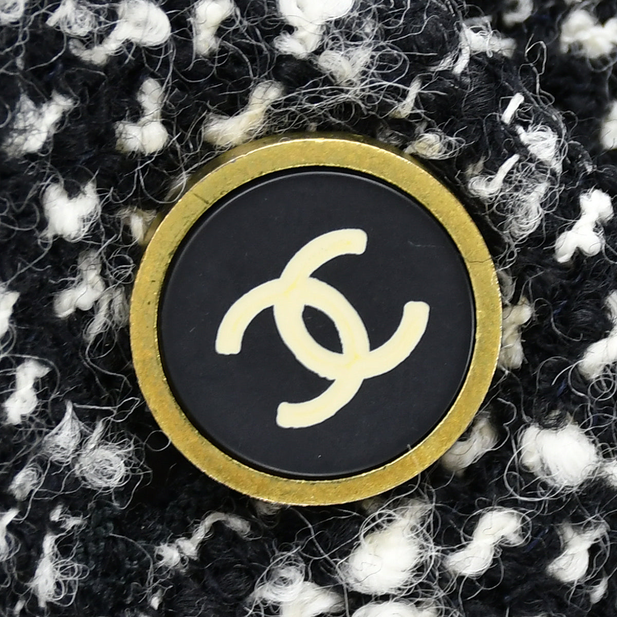 Luxury Chanel Fall 1994 tweed jacket