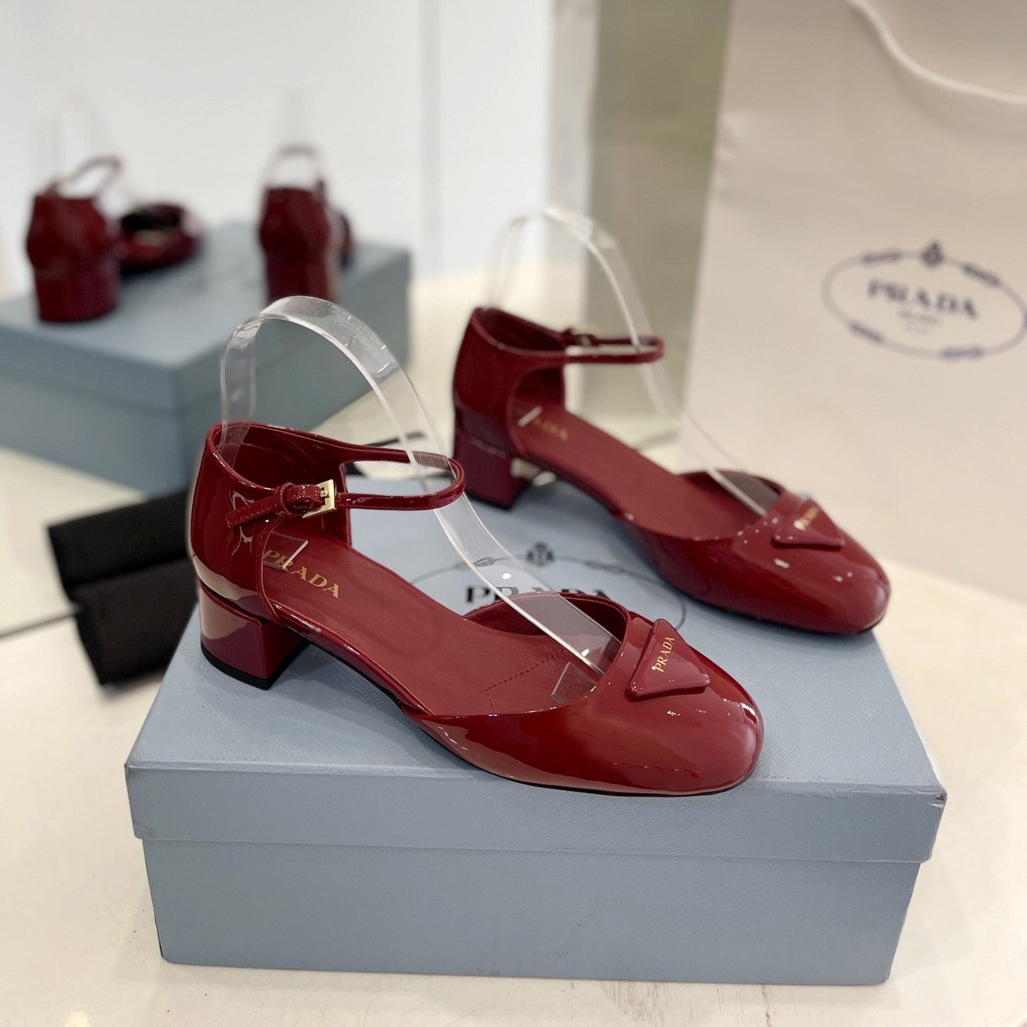 Luxury PradaSlingback 40 Square Sole Wine Patent Leather
