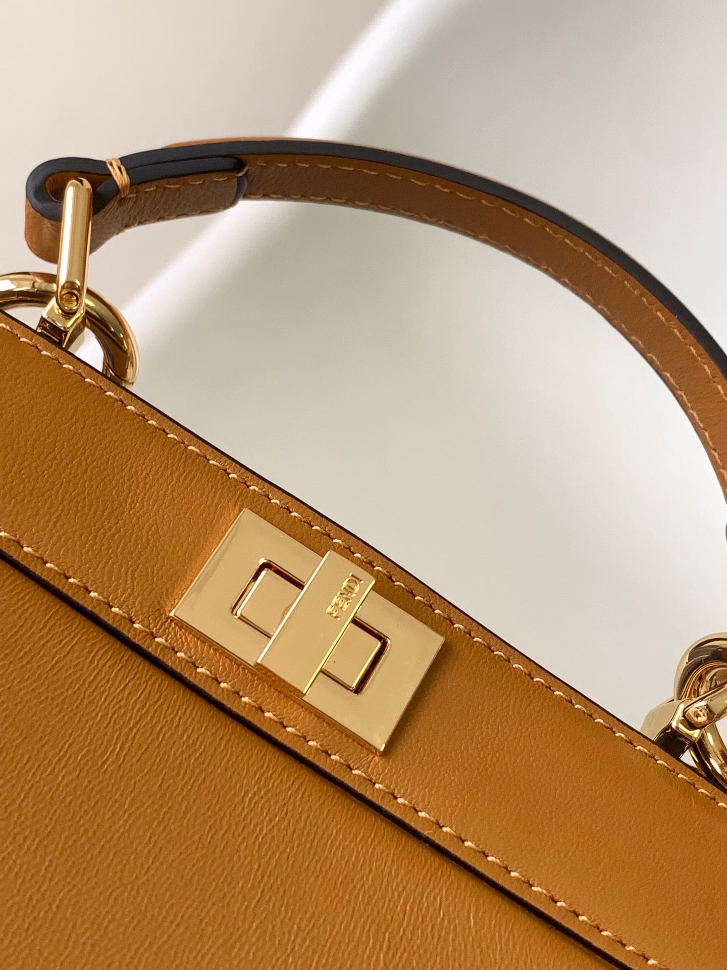 Luxury FendiPeekaboo ISeeU Petite 20 Bag Tan Lambskin Ghw