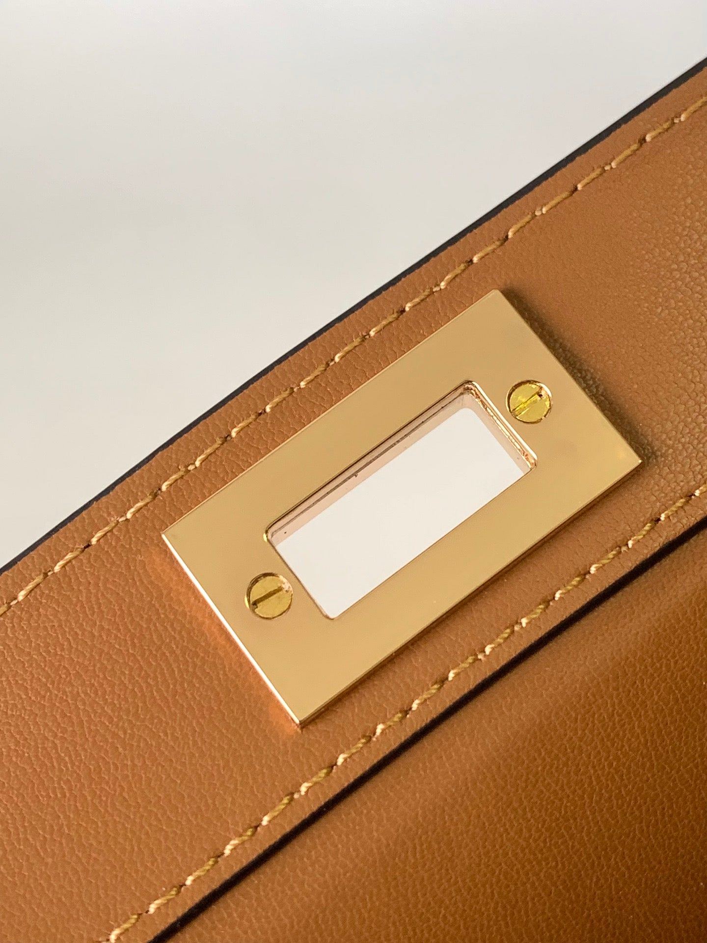 Luxury FendiPeekaboo ISeeU Petite 20 Bag Tan Lambskin Ghw