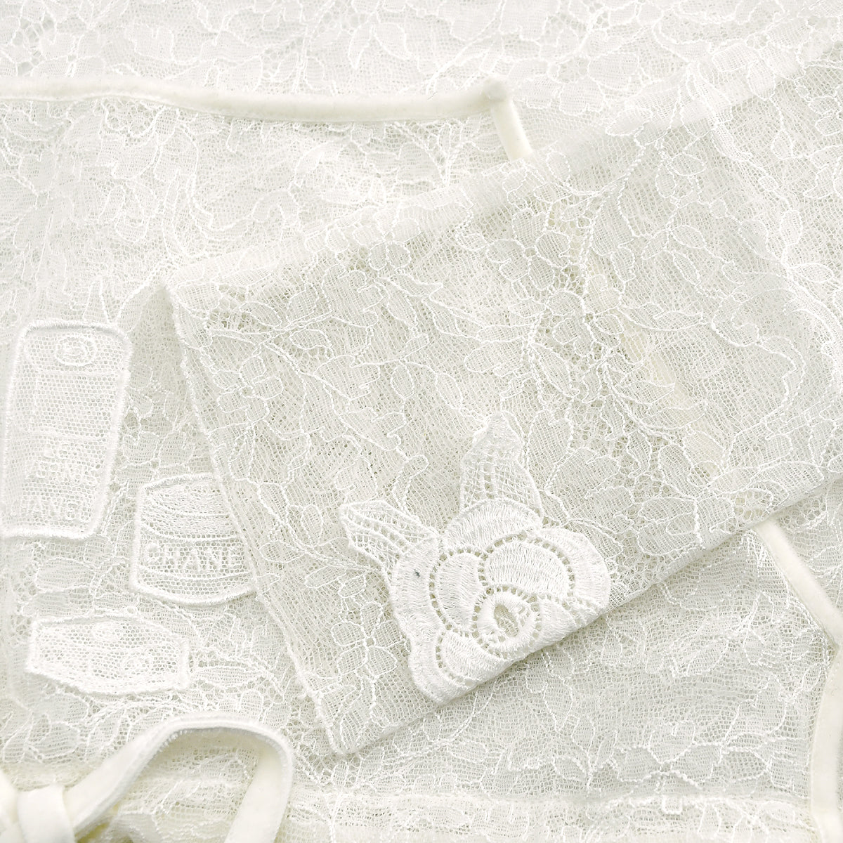 Luxury Chanel Lace Long Sleeve Tops White 04A #38