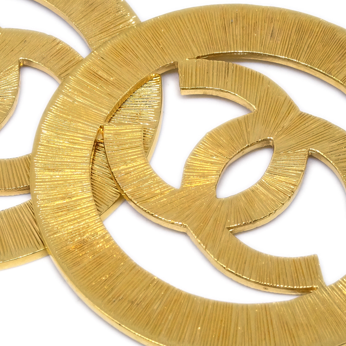 Luxury Chanel Hoop Dangle Earrings Clip-On Gold 93P