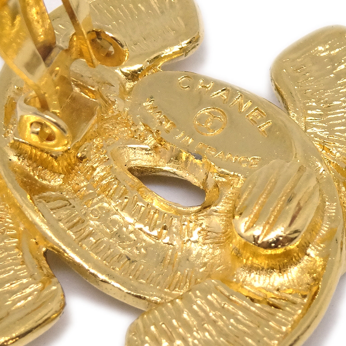 Luxury Chanel CC Quilted Earrings Clip-On Gold 2459