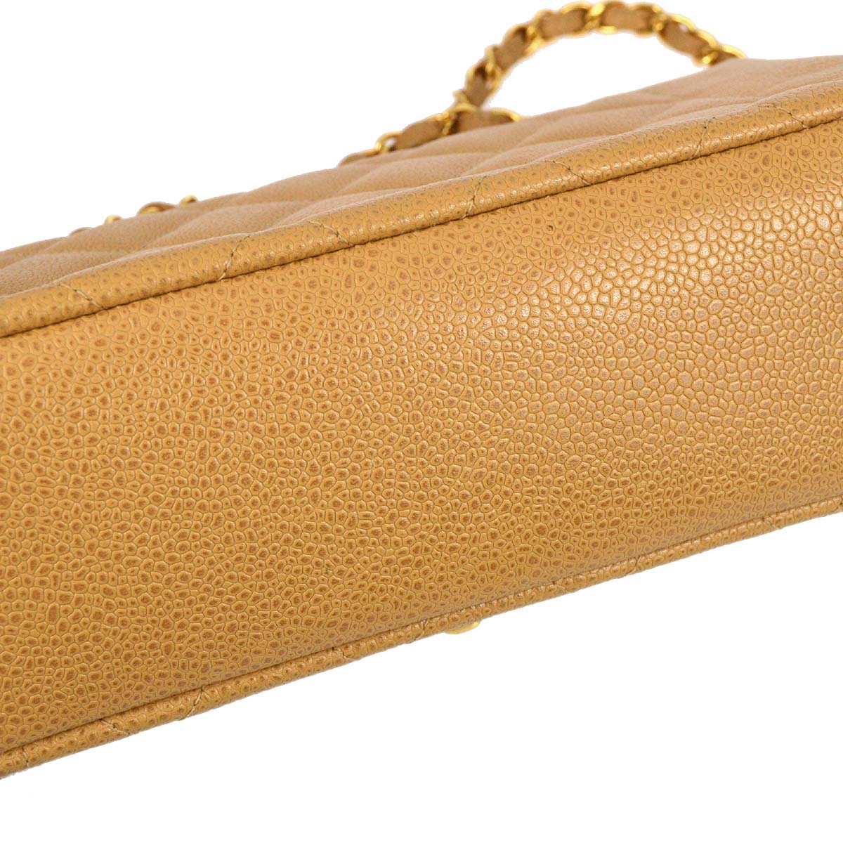 Luxury Chanel 1994-1996 Beige Caviar Small Diana Shoulder Bag