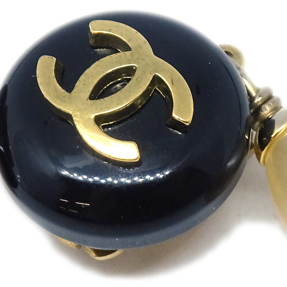 Luxury Chanel Artificial Pearl Dangle Earrings Clip-On Gold 94A