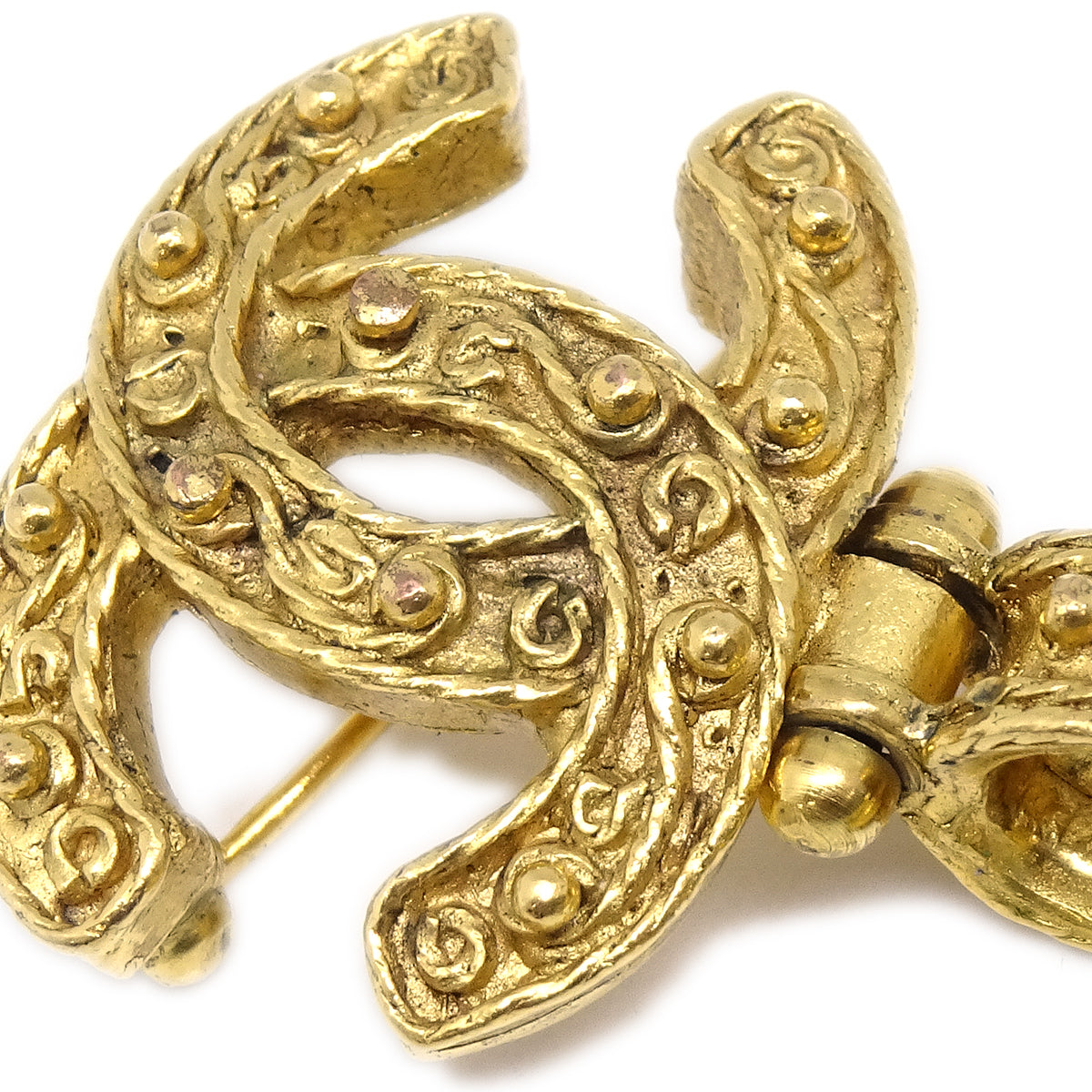 Luxury Chanel Gripoix Brooch Pin Gold 94A