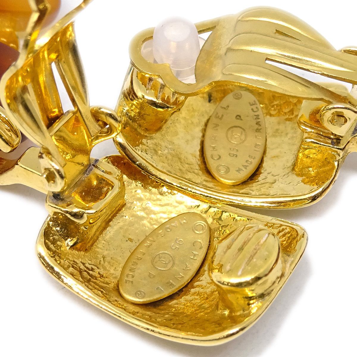 Luxury Chanel Clover Dangle Earrings Gold Clip-On 95P