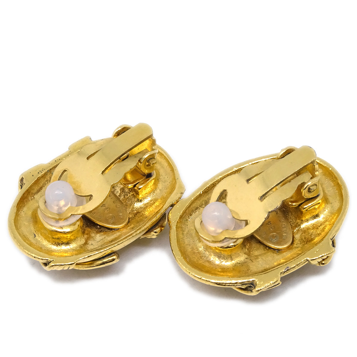 Luxury Chanel Gold Oval Earrings Clip-On 94A