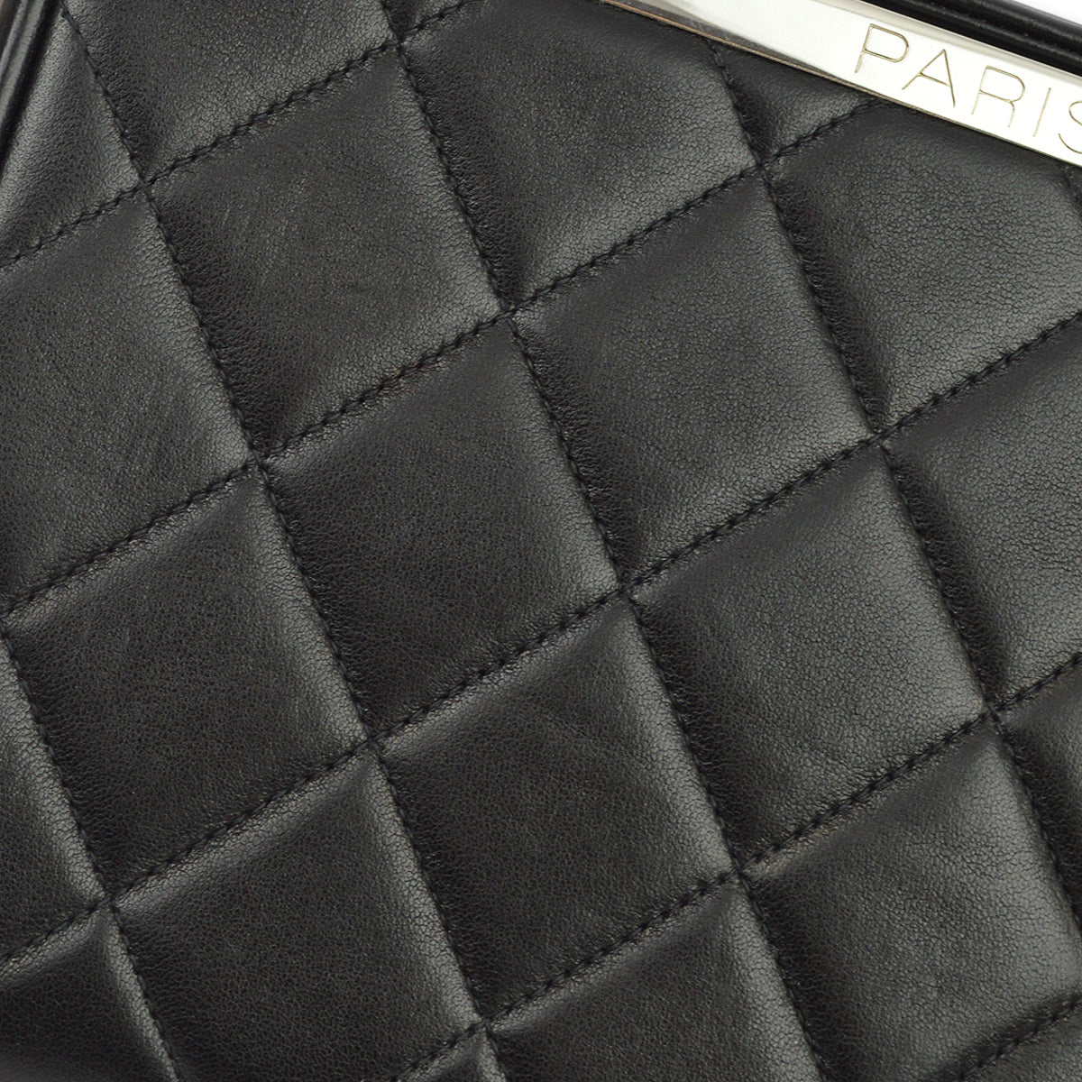 Luxury Chanel 1996-1997 Black Lambskin Handbag