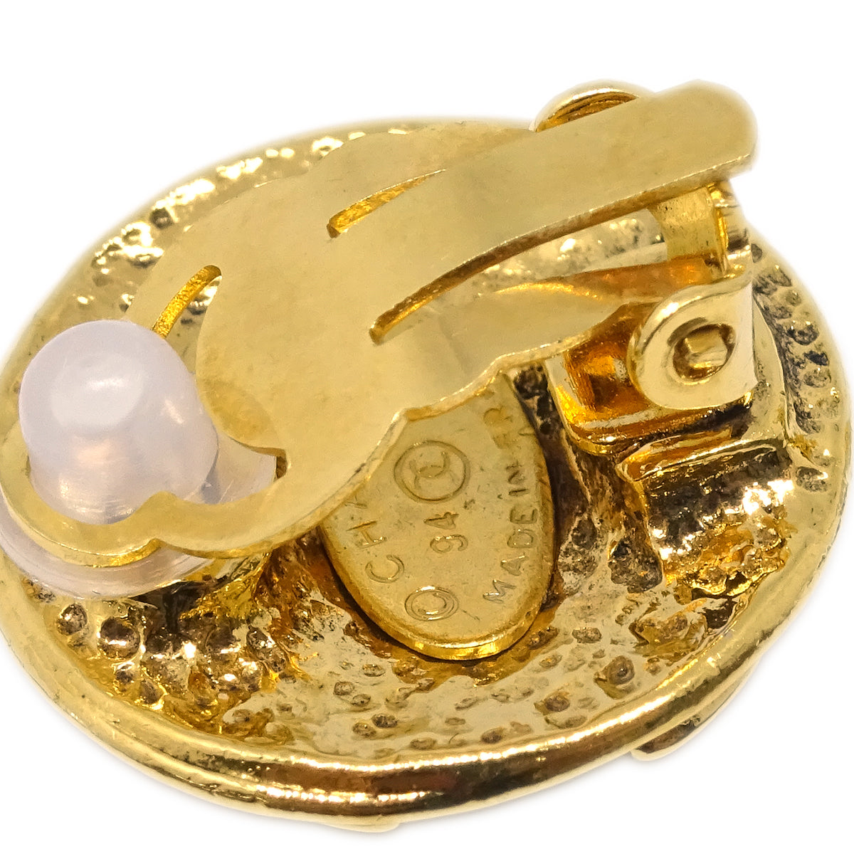 Luxury Chanel Button Earrings Clip-On Gold 94P