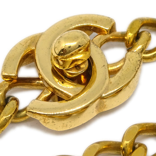 Luxury Chanel Turnlock Bracelet Gold 97P