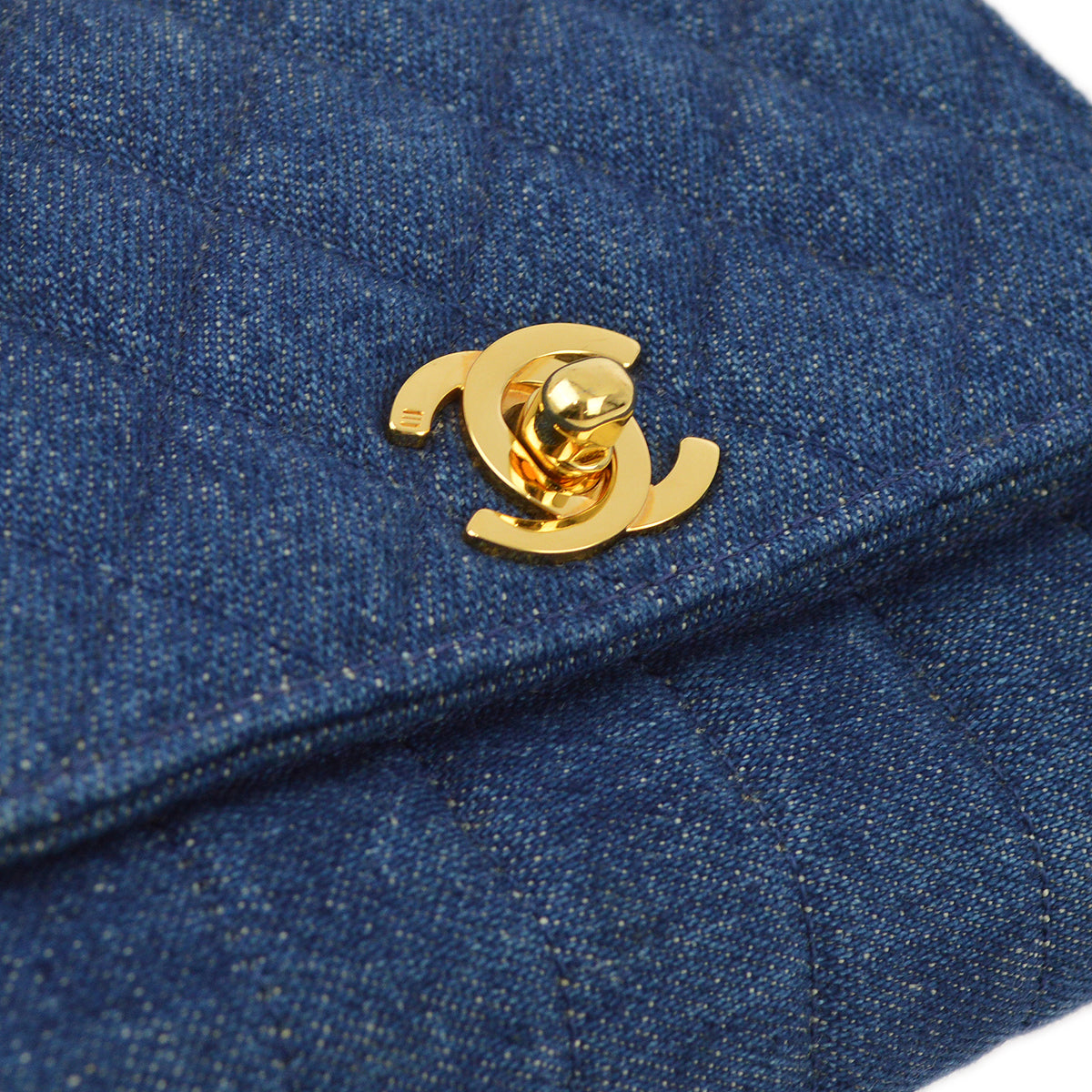 Luxury Chanel 1989-1991 Denim Straight Flap Shoulder Bag