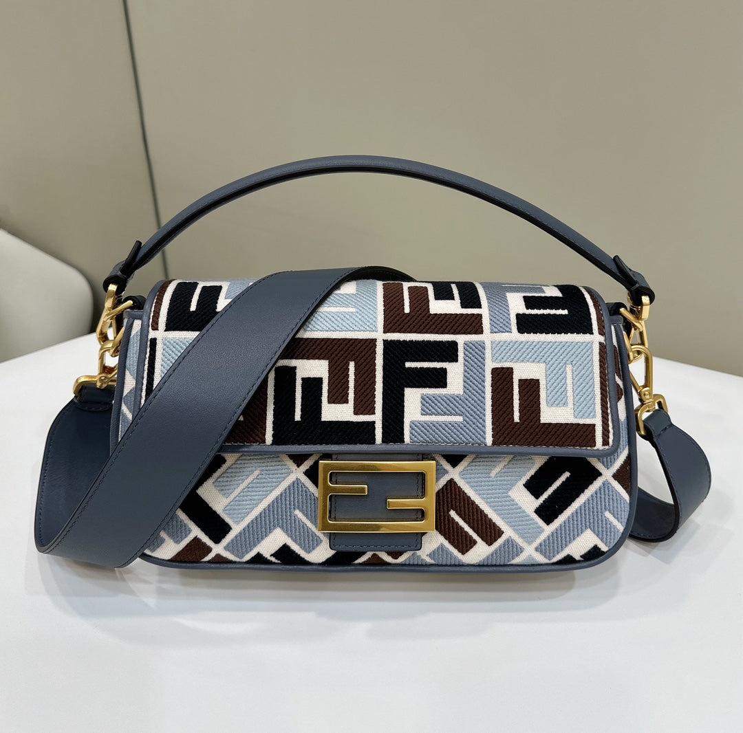 Luxury FendiBAGUETTE CANVAS 27 BAG BLACK STRAP WITH MULTICOLOUR EMBROIDERY GOLD HARDWARE