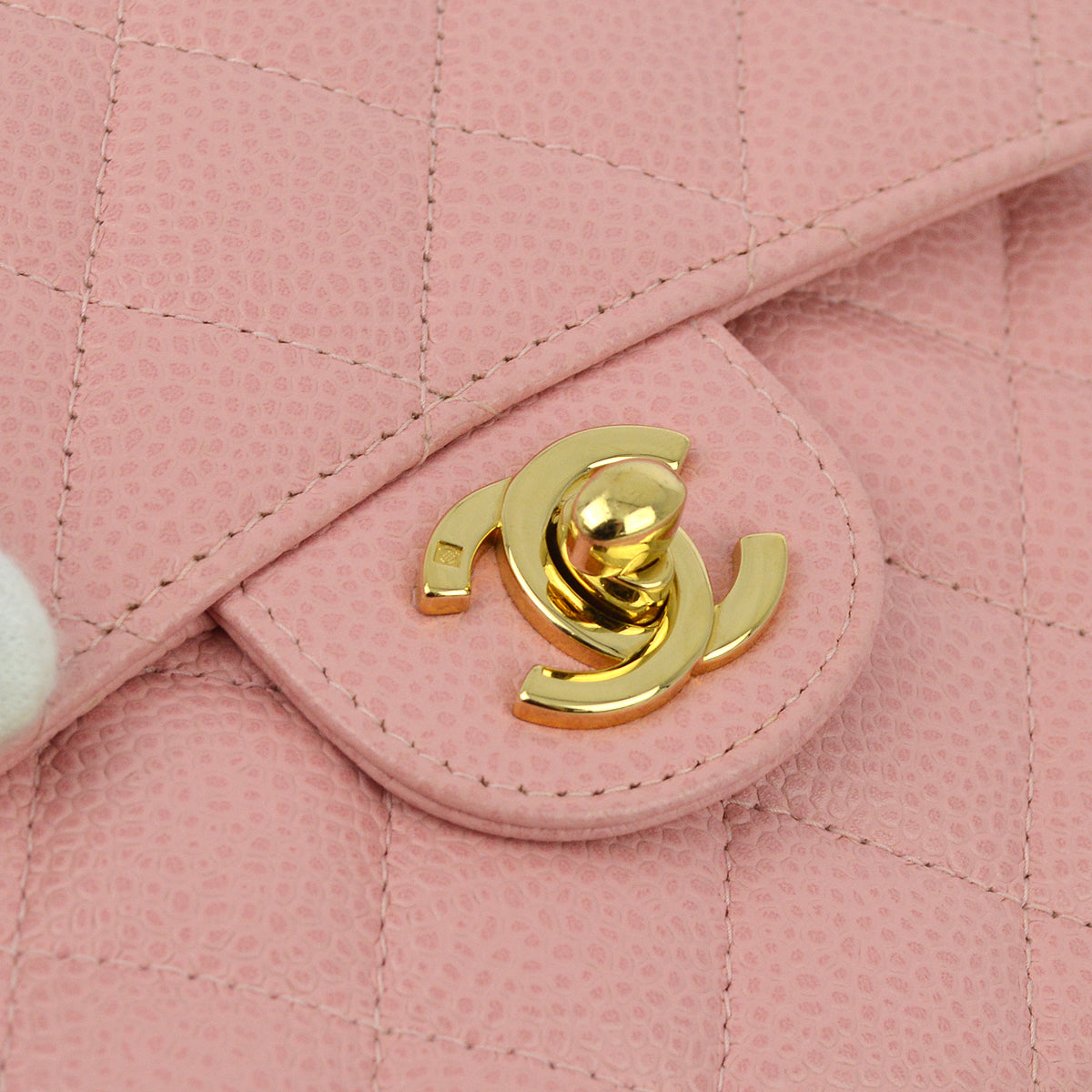 Luxury Chanel 2004-2005 Caviar Mini Square Bag 17