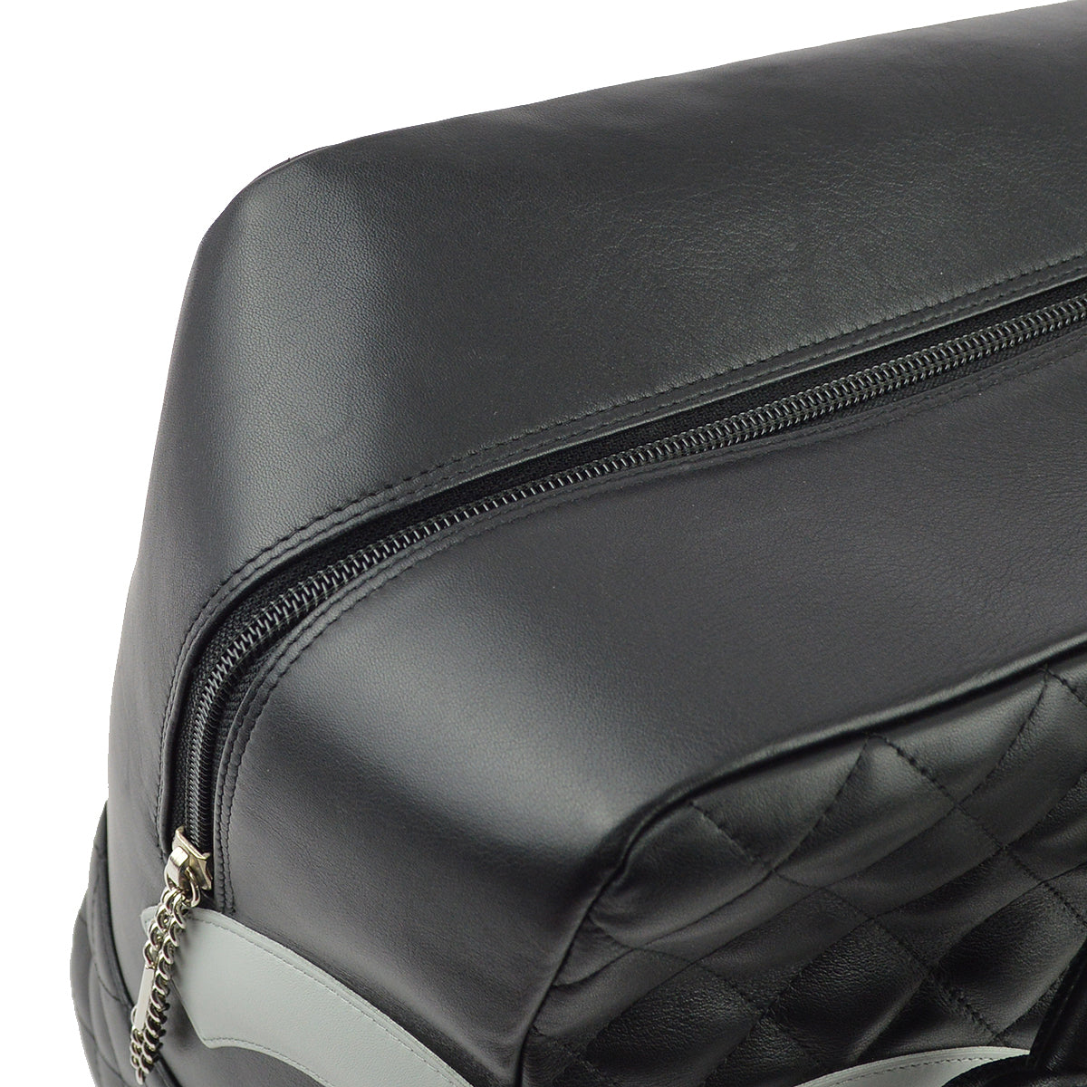Luxury Chanel 2004-2005 Black Calfskin Cambon Ligne Handbag