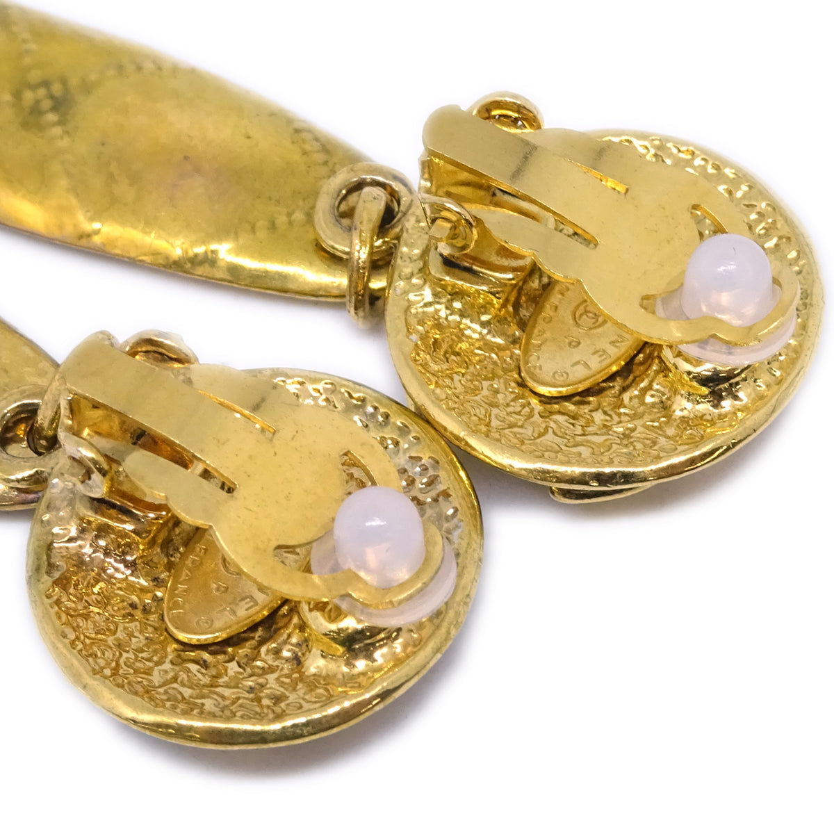Luxury Chanel Dangle Earrings Clip-On Gold 94P