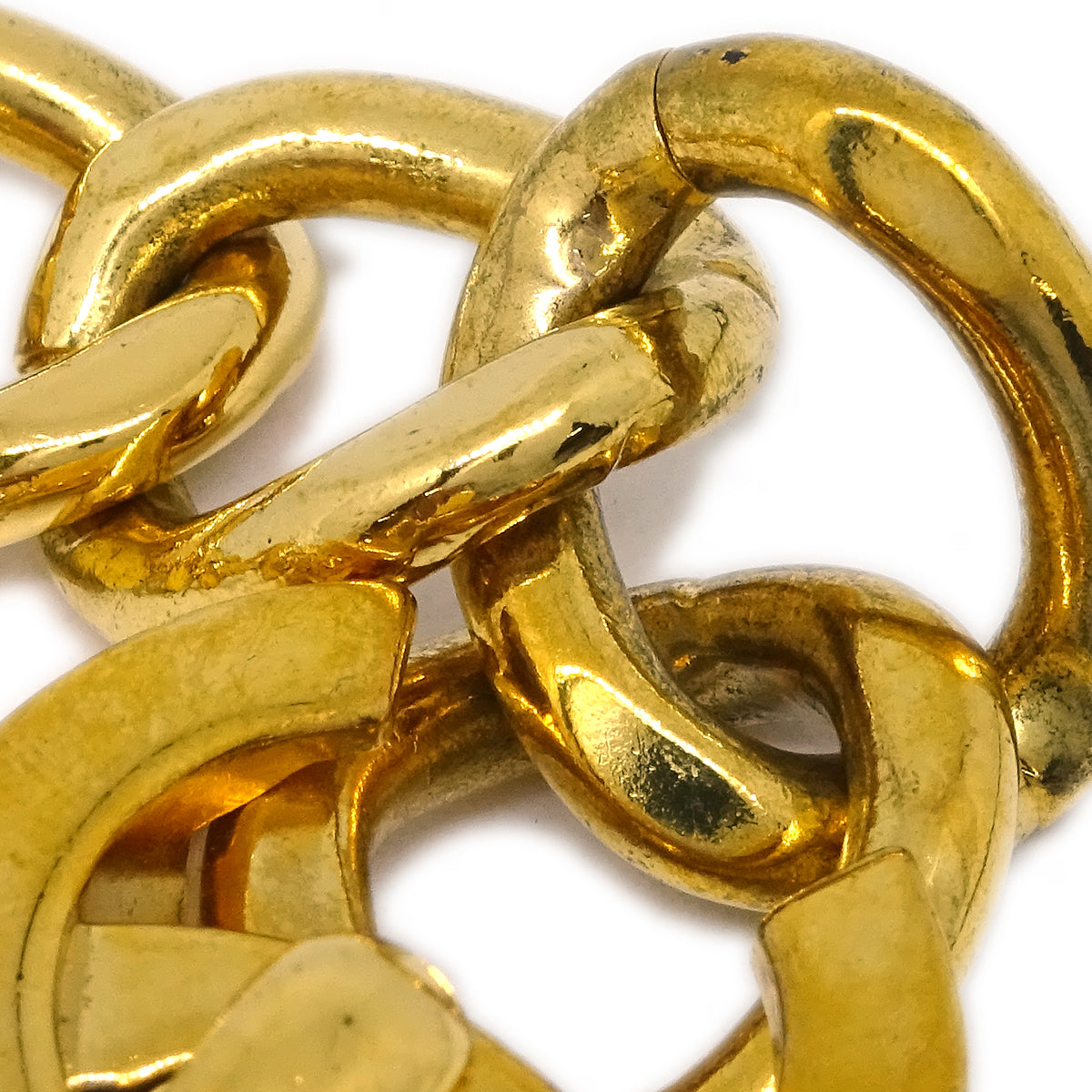 Luxury Chanel Turnlock Bracelet Gold 95A