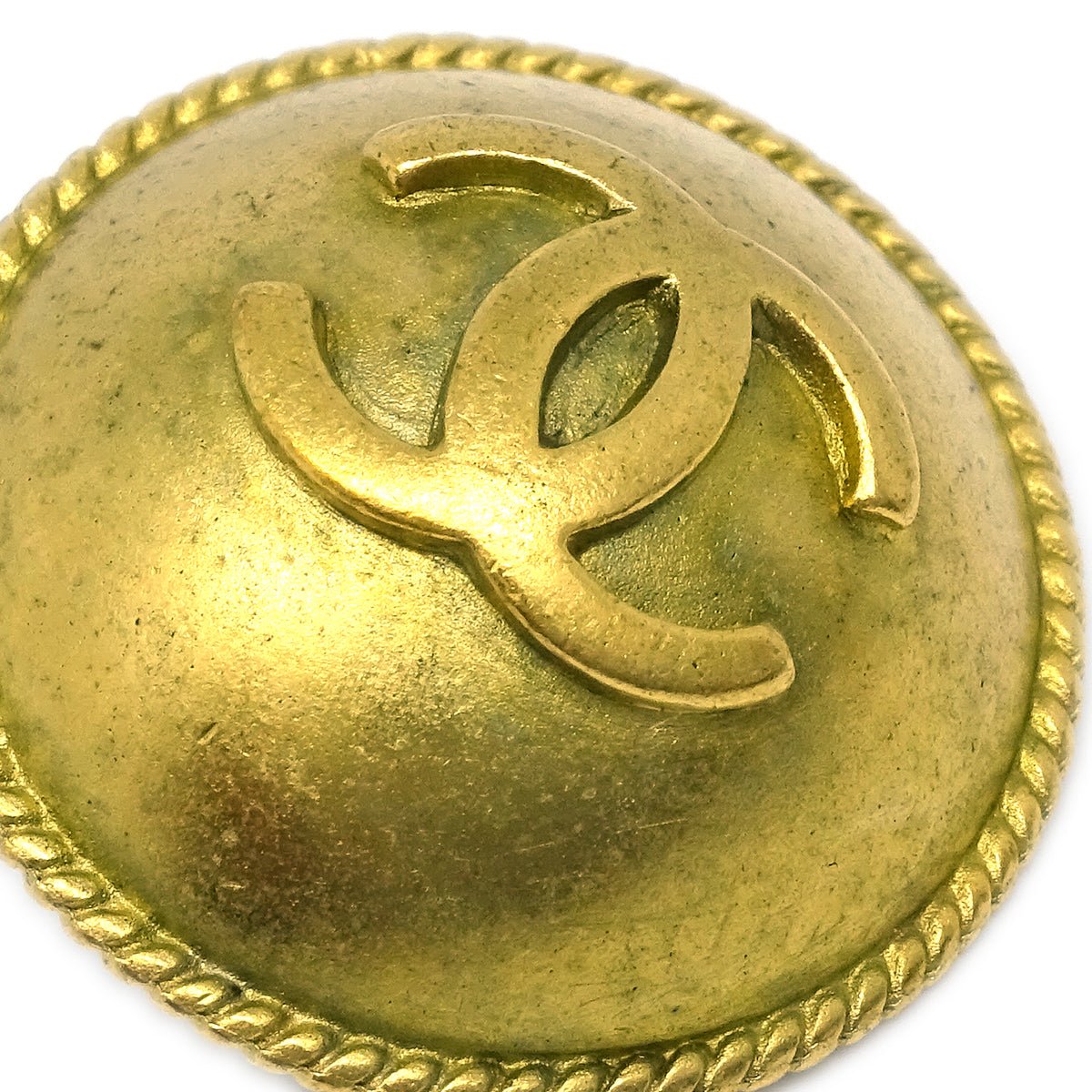 Luxury Chanel Gold Button Earrings Clip-On 95P