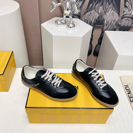 Luxury FendiLuxury FendiFLIGHT SNEAKER IN BLACK SUEDE AND LAMBSKIN
