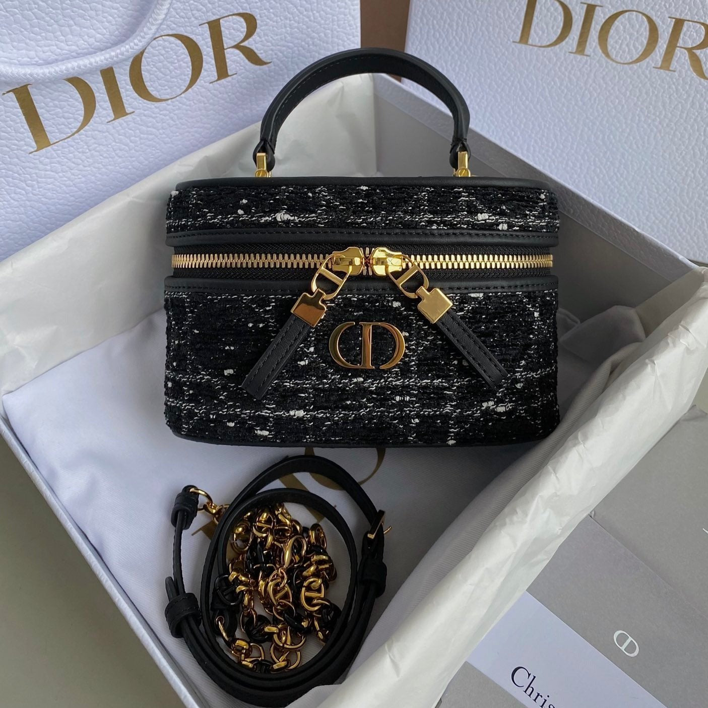 Luxury DiorMINI CARO VANITY 16 BLACK TWEED AND LAMBSKIN