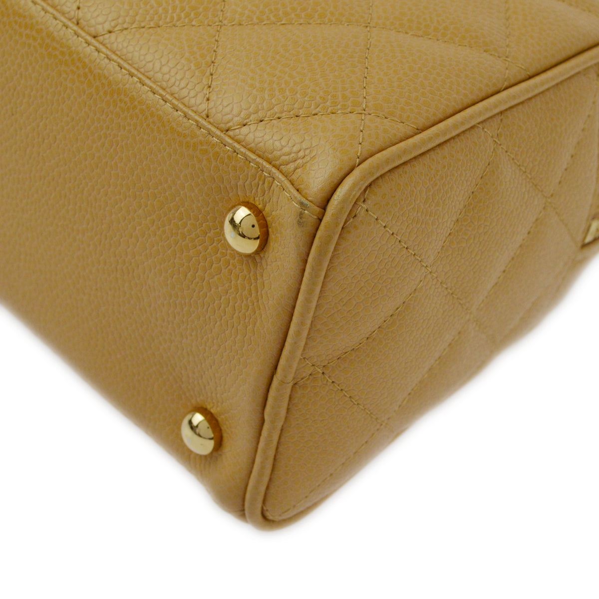 Luxury Chanel 2004-2005 Beige Caviar Bowling Bag 27