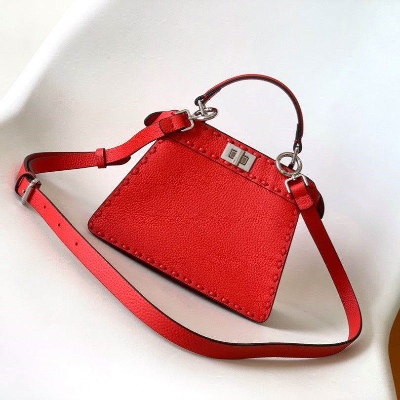 Luxury FendiPeekaboo ISeeU Petite 20 Bag Red Leather Shw