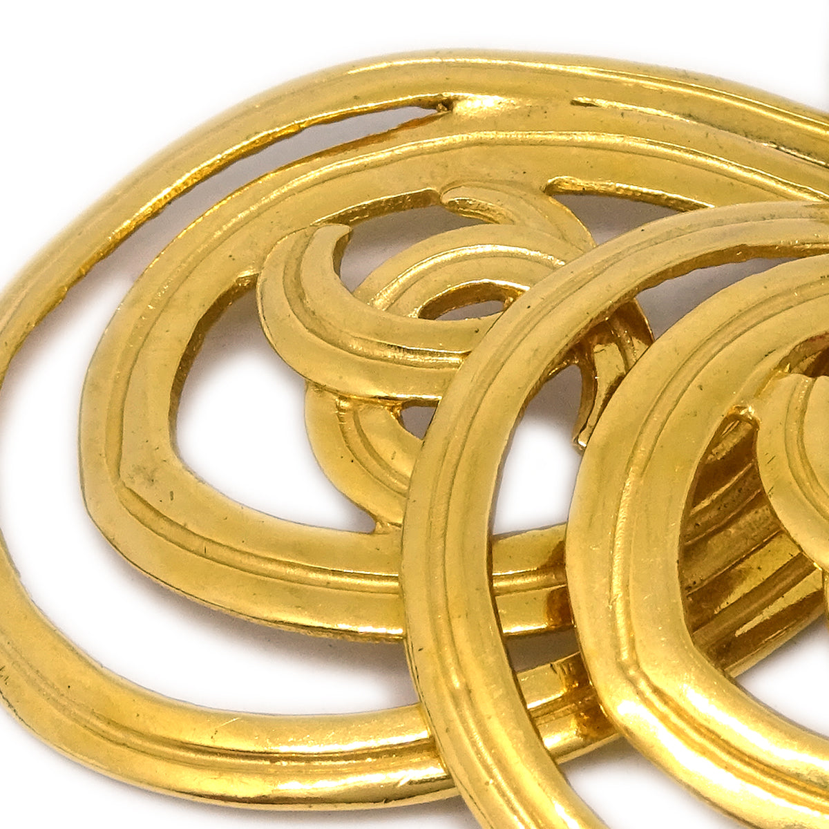 Luxury Chanel Dangle Hoop Earrings Clip-On Gold 96P
