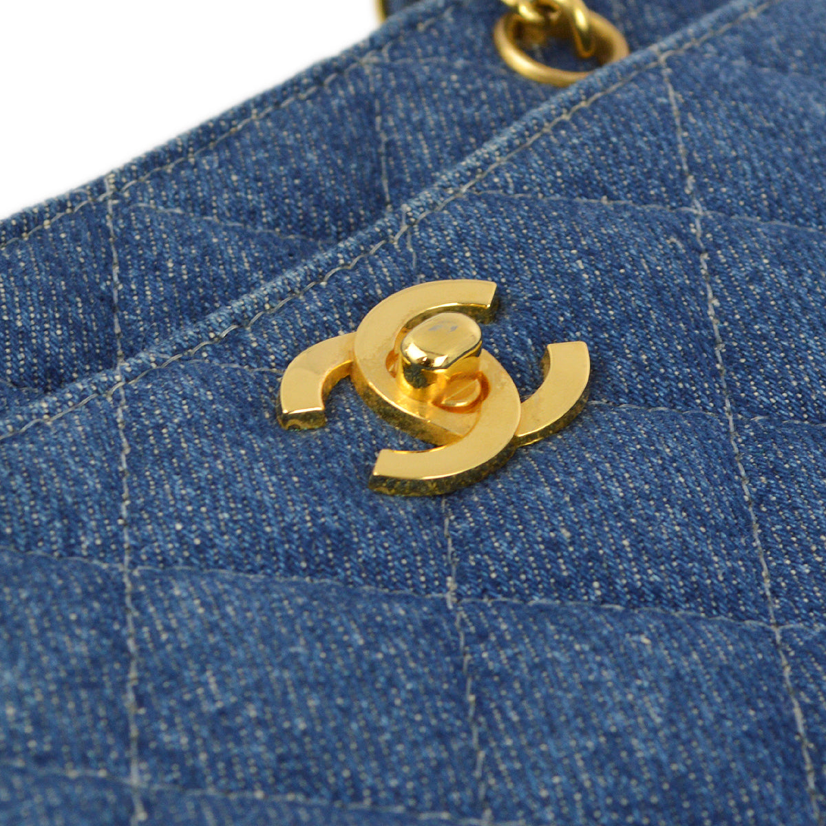 Luxury Chanel 1997-1999 Denim Chain Tote Handbag