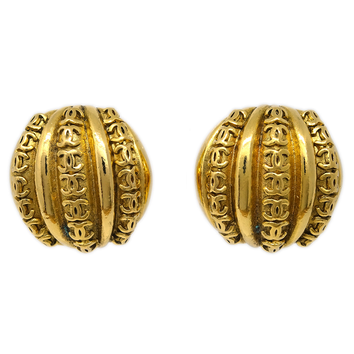 Luxury Chanel Button Earrings Clip-On Gold 23