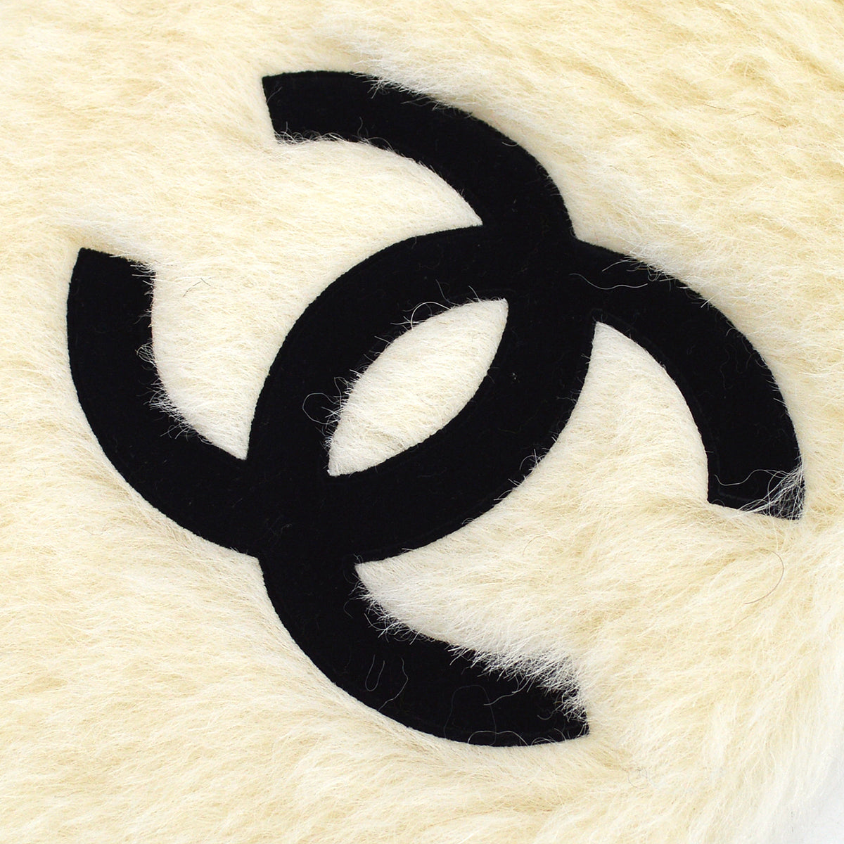 Luxury Chanel Fur Scarf White Small New
