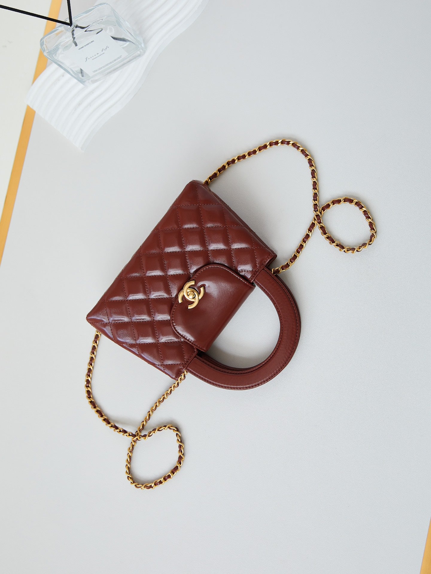 Luxury Chanel 24a nano 19cm kelly shopper bag burgundy lambskin