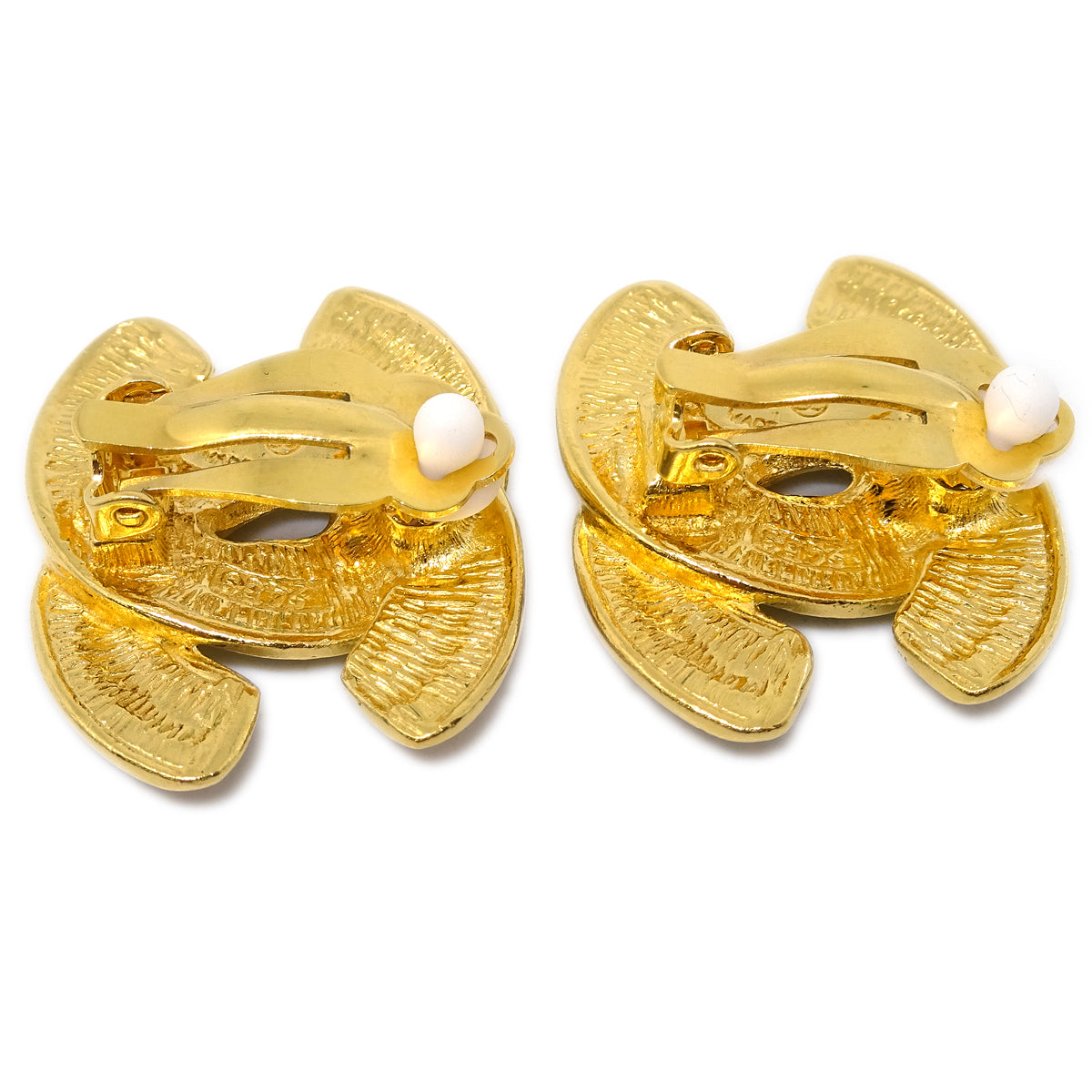 Luxury Chanel Gold CC Earrings Clip-On 2459
