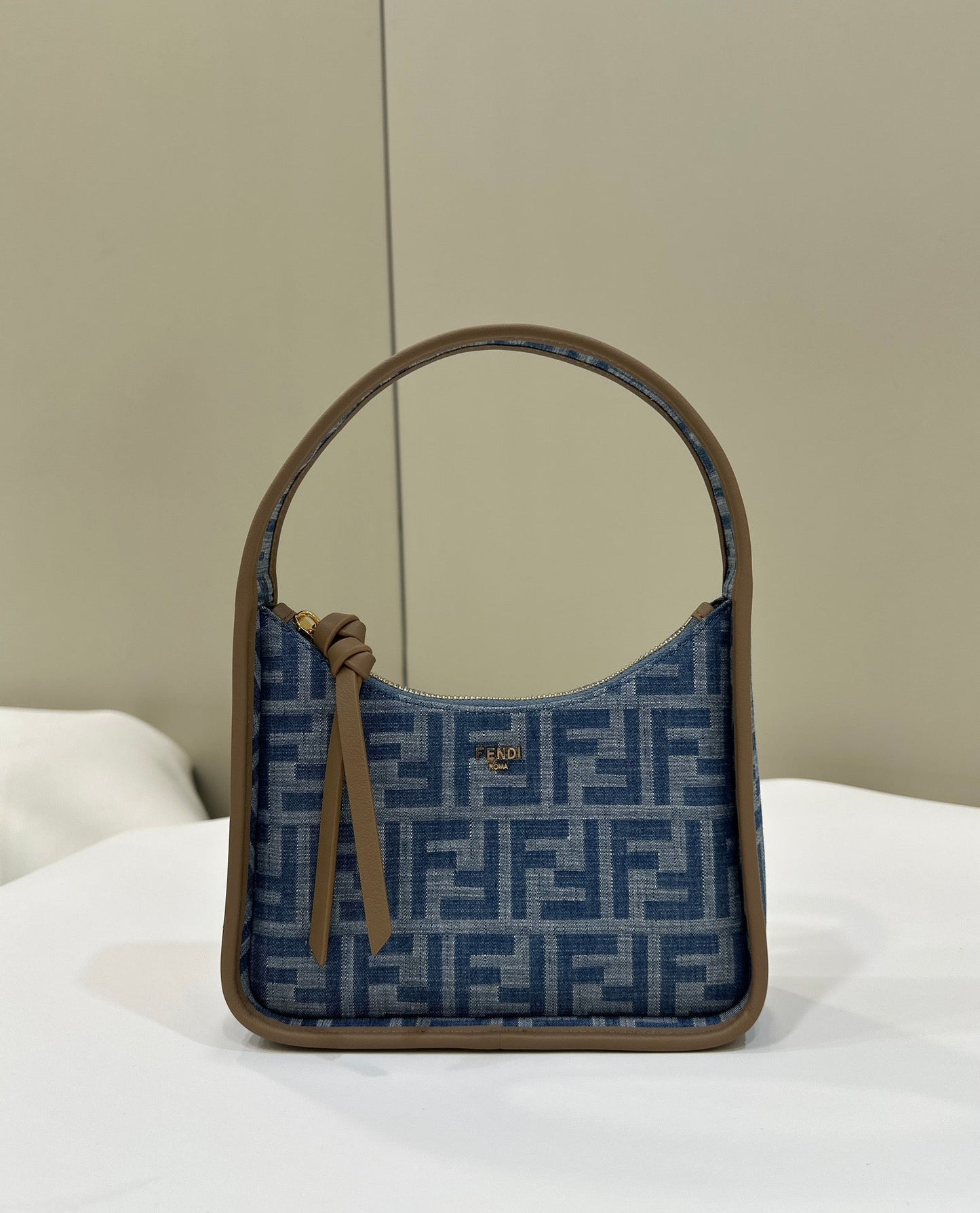 Luxury FendiLuxury FendiMEDIUM 27 BAG IN TRUE BLUE MONOGRAM DENIM GOLD HARDWARE