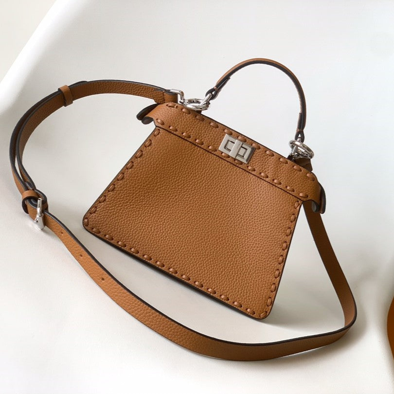 Luxury FendiPeekaboo ISeeU Petite 20 Bag Tan Leather Shw