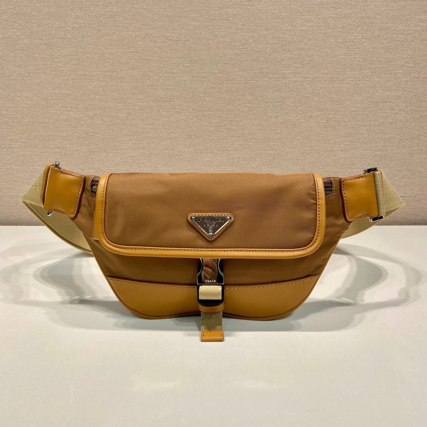 Luxury PradaBELT BAG 18 IN SEPIA BROWN RE-NYLON AND CALFSKIN TRIM