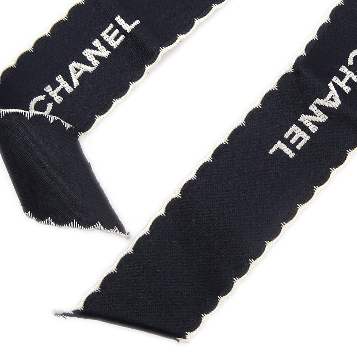 Luxury Chanel Bow Brooch Pin Black