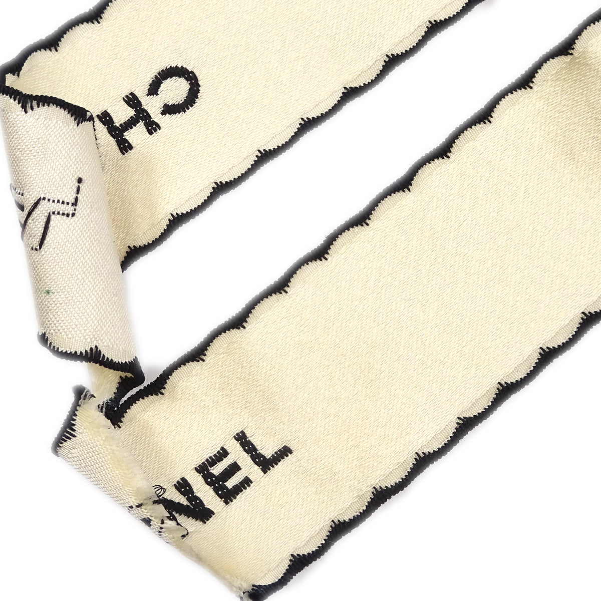 Luxury Chanel Bow Brooch Pin White