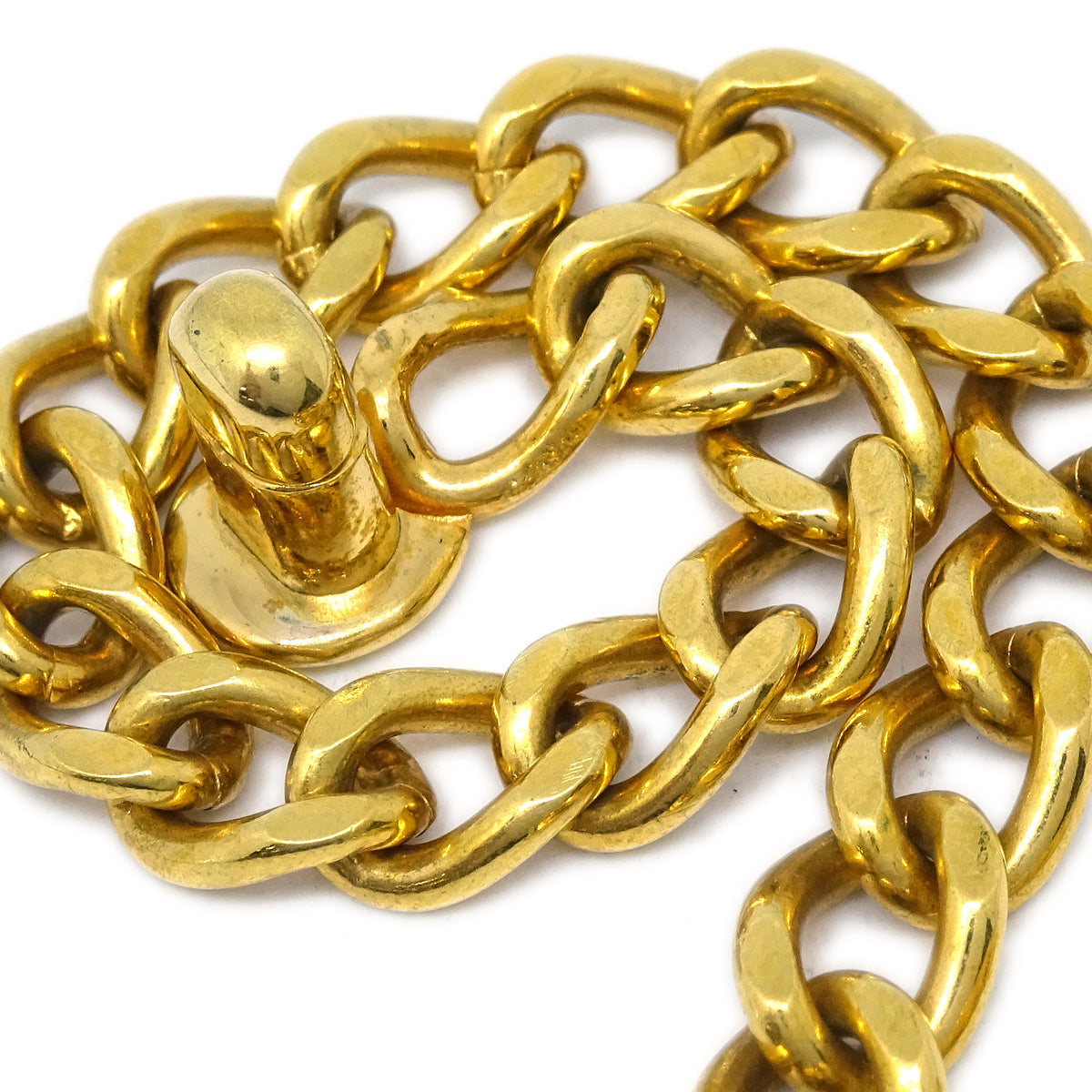 Luxury Chanel Turnlock Bracelet Gold 96P
