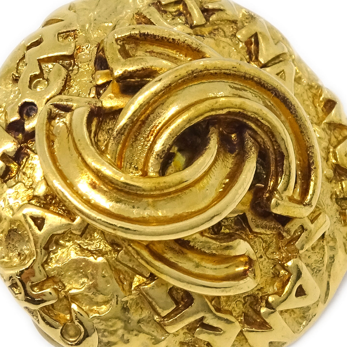 Luxury Chanel Button Earrings Clip-On Gold 95A