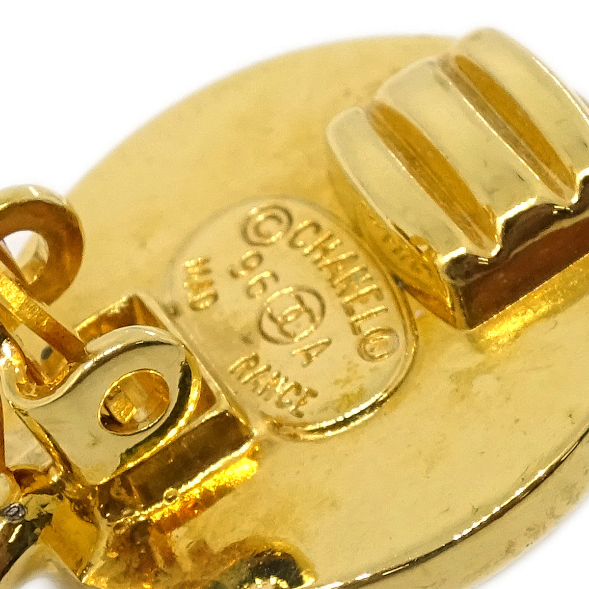 Luxury Chanel Dangle Turnlock Earrings Clip-On Gold 96A