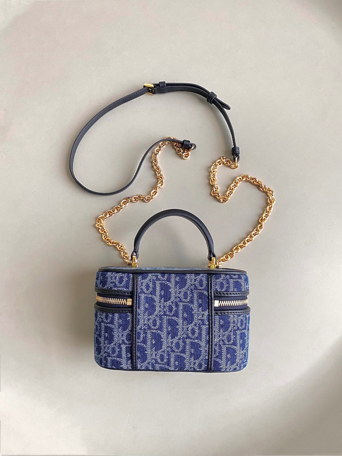 Luxury DiorMINI VANITY CASE 16 BLUE DENIM OBLIQUE JACQUARD