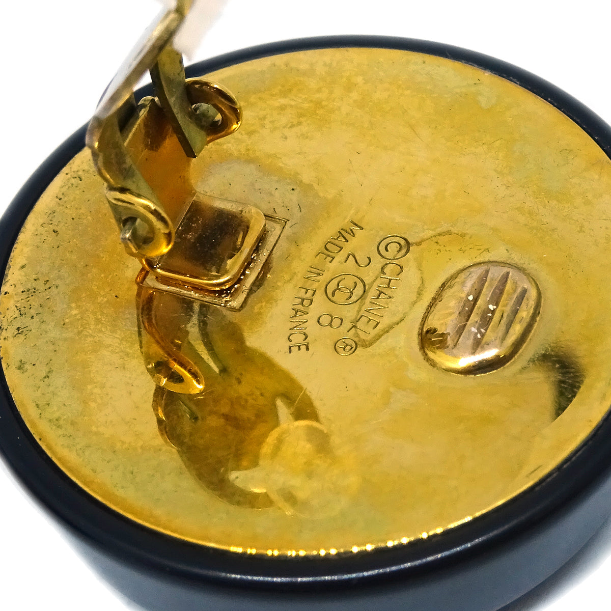 Luxury Chanel Button Earrings Clip-On Black Gold 28