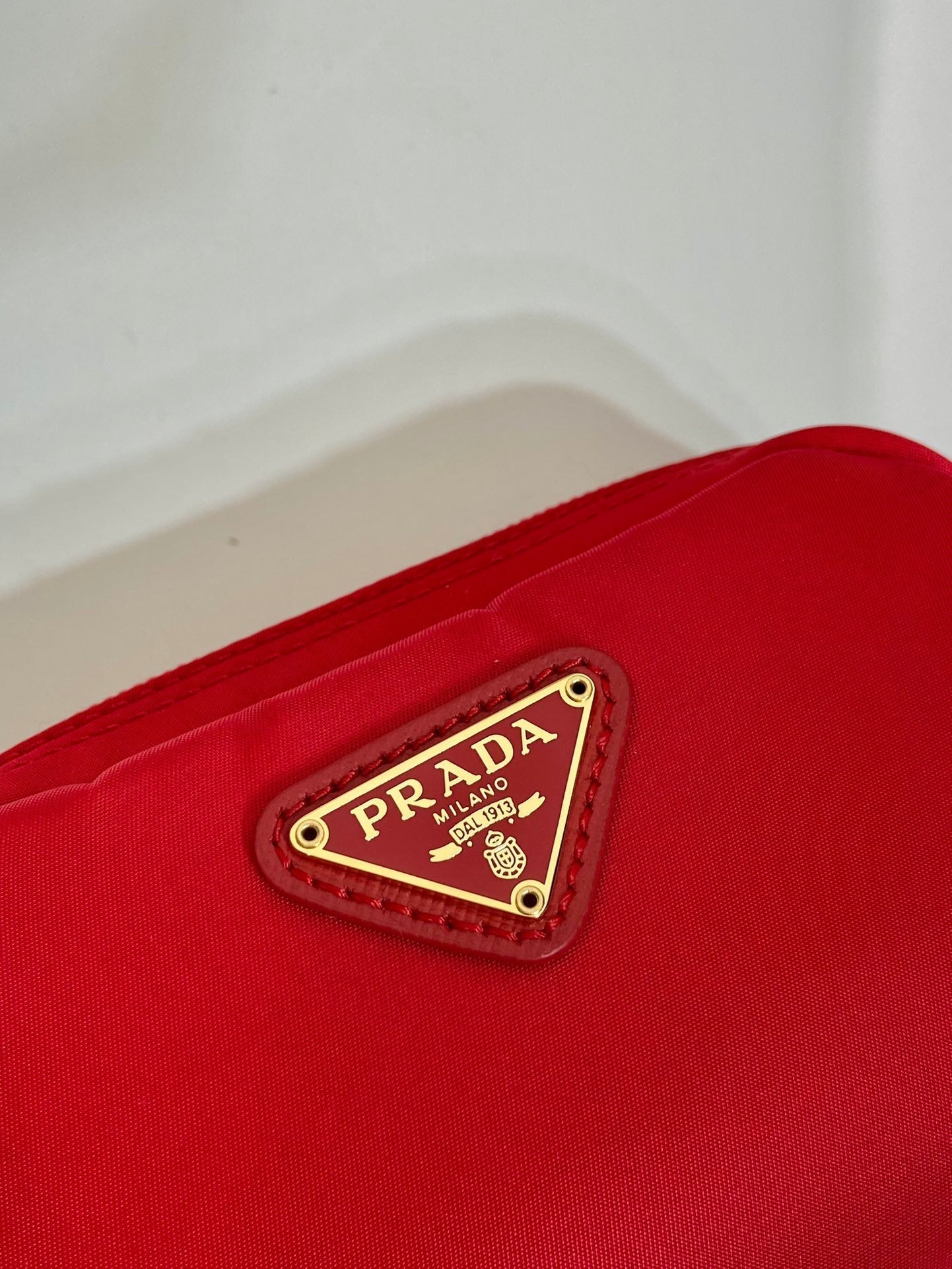 Luxury PradaCLUTCH 12 IN PASSION RED RE-NYLON