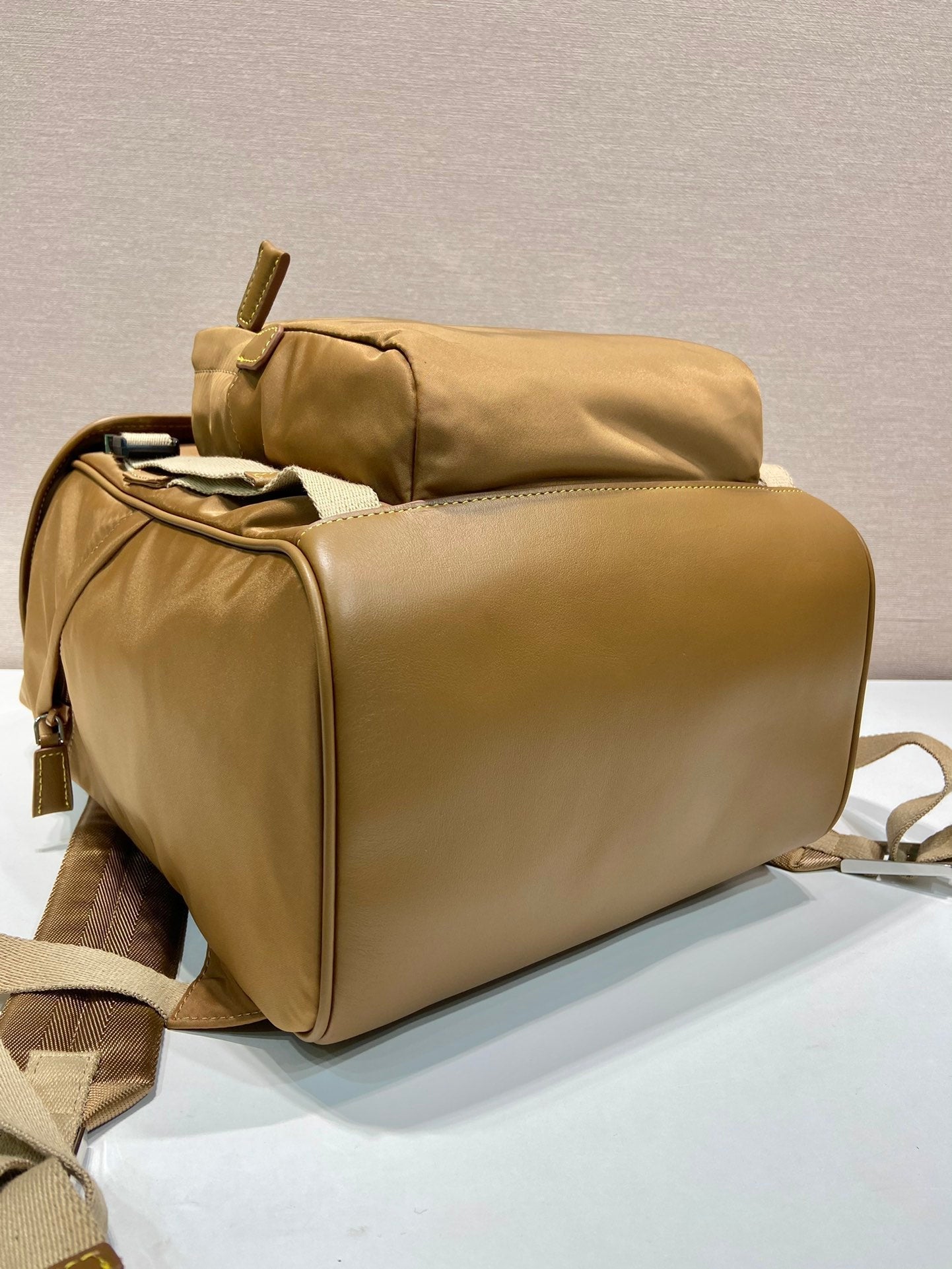Luxury PradaBACKPACK 45 IN CIDER BROWN RE-NYLON AND CALFSKIN TRIM