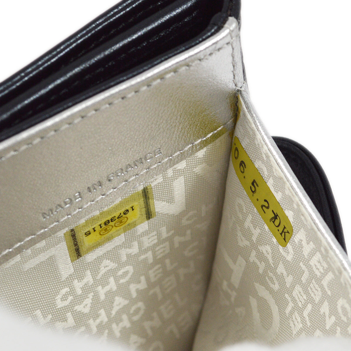 Luxury Chanel 2005-2006 Black Lambskin Icon Bifold Wallet Purse